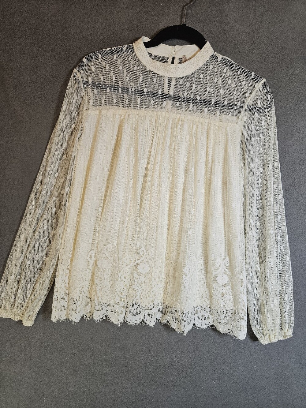 Altar'd State Womens Small Cream Lace Shirt Lined Croquet Mockneck Long Sleeve